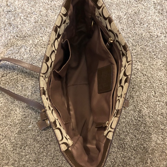 COACH Patchwork Signature Gallery Tote - Picture 3 of 4